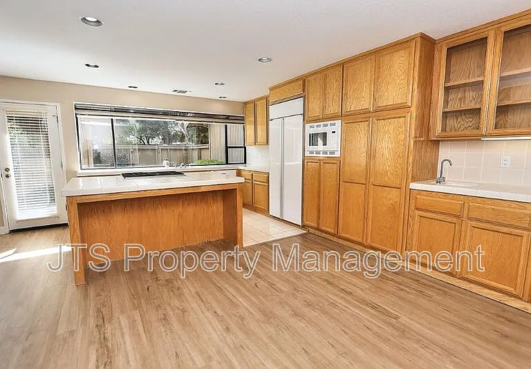 11674 Gold Country Blvd — Photo 28