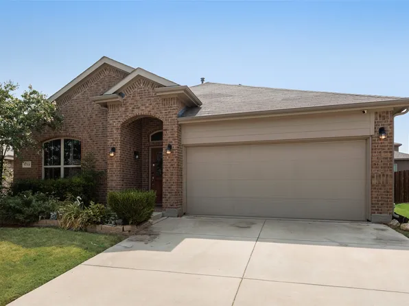 1733 Falling Star Dr, Haslet, TX 76052