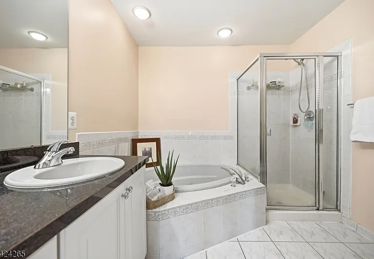 424 Hartford Dr — Photo 30