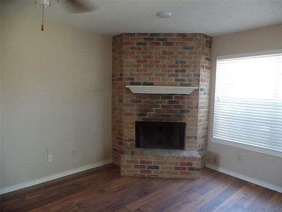 5th image of 6 Trails Pl APT C