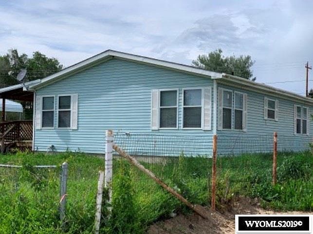 1st image of 828 Washakie St