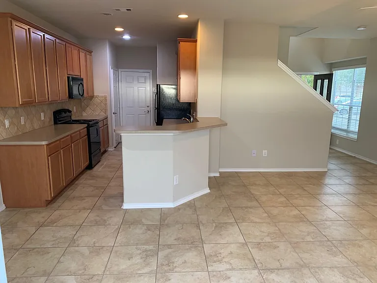 14422 Lilygate Ct — Photo 6