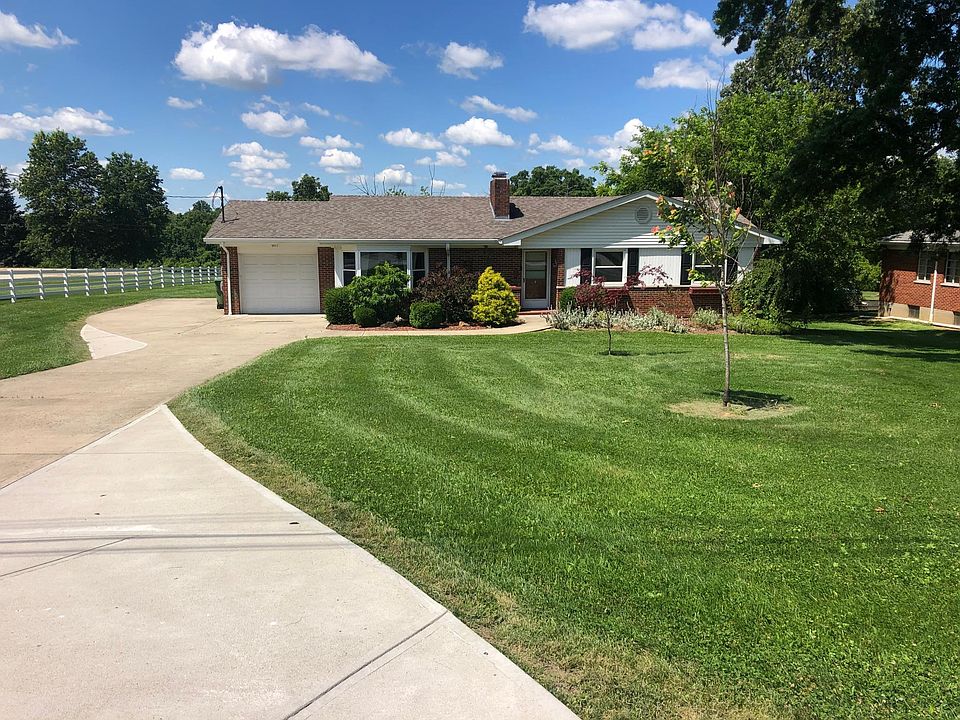 1st image of 12044 Hickory Grove Dr