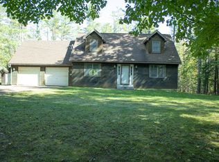 9 Pine Grove Ave, Glenburn, ME 04401