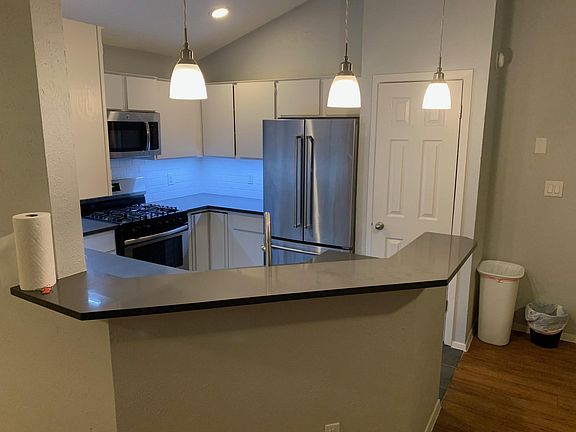 3rd image of 2612 Garrettson Dr