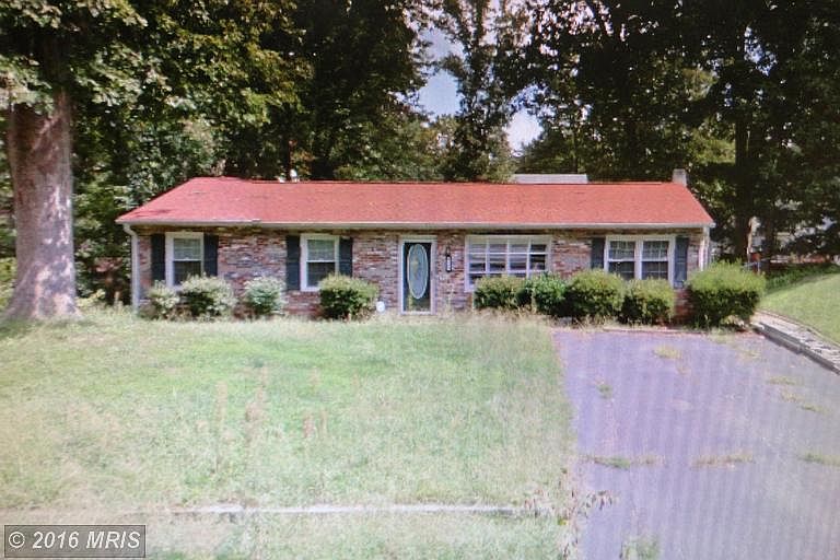 1st image of 20 Willow Branch Pl