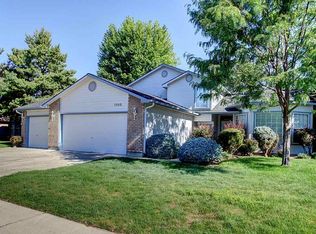 1360 E Fairway Dr, Eagle, ID 83616