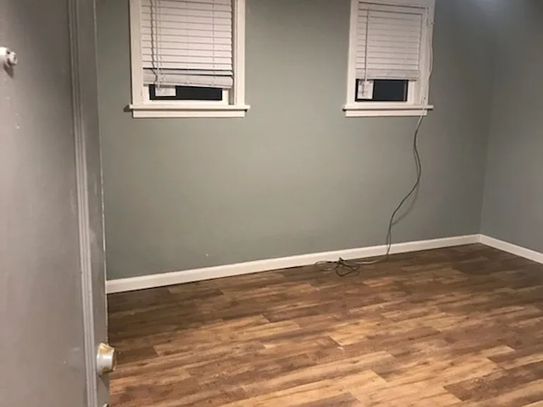 Western Avenue Apartments LLC — Photo 3