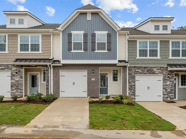 2114 Willow Glen Dr, Graham, NC 27253