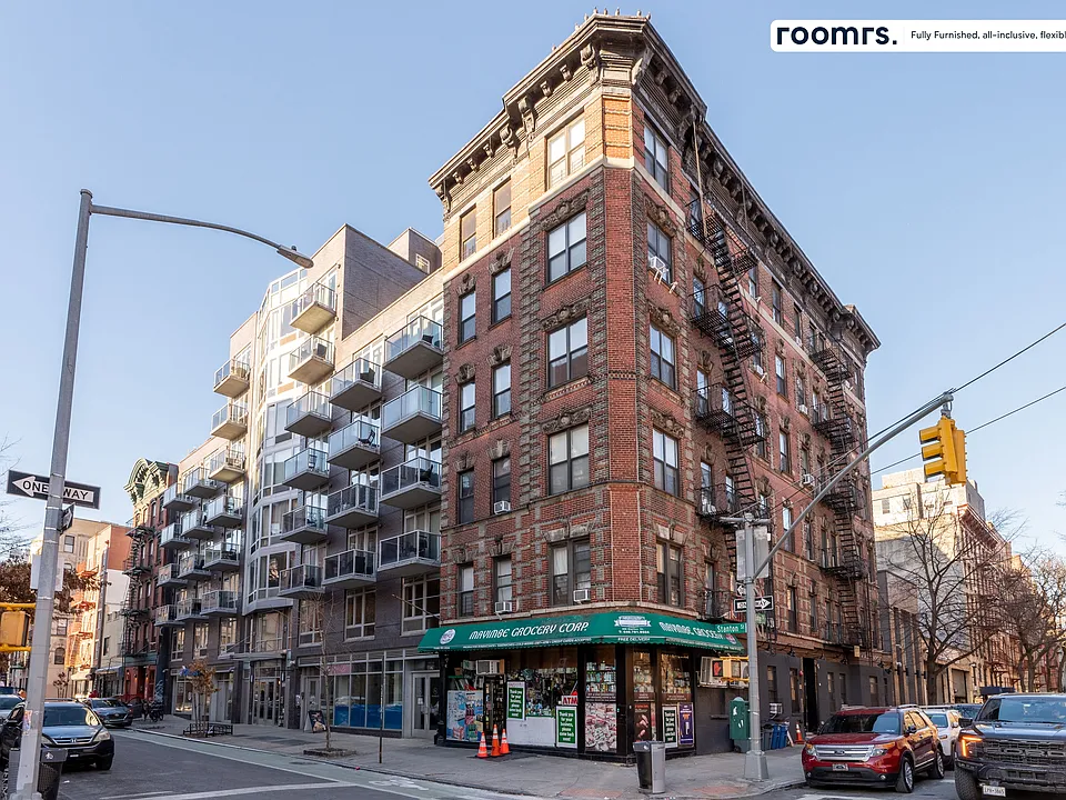 141 Ridge St #1