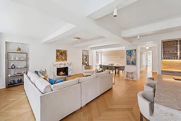 40 East 66th Street, #7A