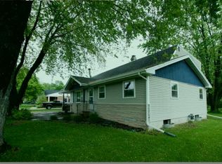 835 Terrace Ave, Menasha, WI 54952
