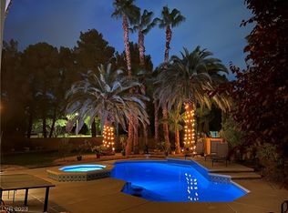 2804 Shadow Creek Cir, Las Vegas, NV 89117