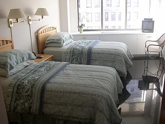 Rented by Newell and Assoc. | media 10