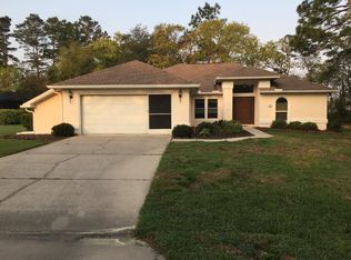 18 Sycamore Ct W, Homosassa, FL 34446