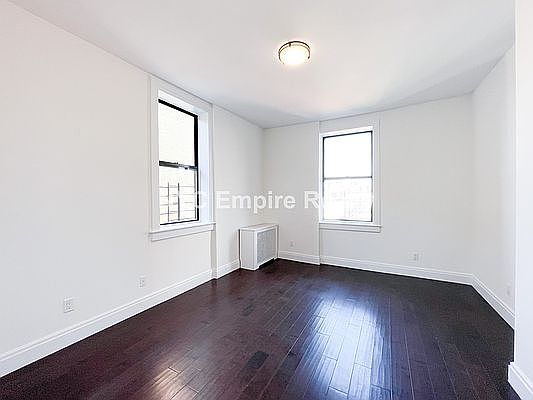 4th image of 17 W 125th St APT 5L