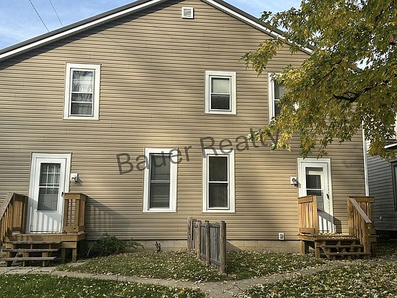 3rd image of 401-403 E 9th St