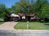 1st image of 2905 Hillside Dr