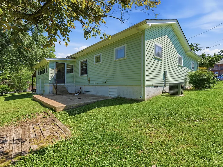 3007 Dabbs Ave — Photo 27