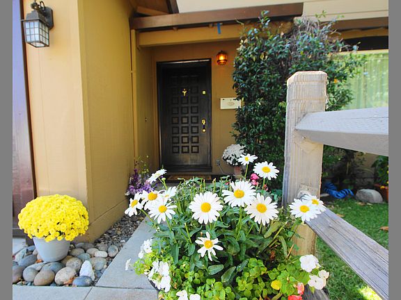 5th image of 2189 Ashwood Ln