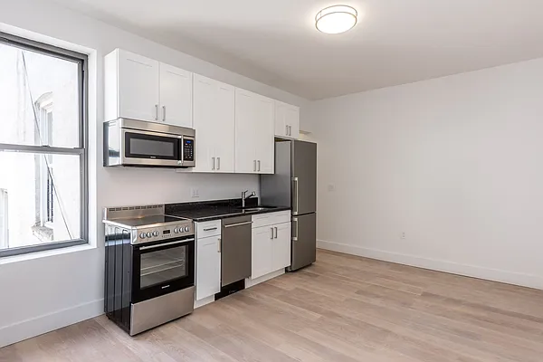 Rented by Nooklyn NYC LLC | media 24