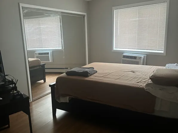 8152 Elmwood Ave APT G4, Skokie, IL 60077