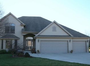 4801 Willow Wood Dr, Racine, WI 53403