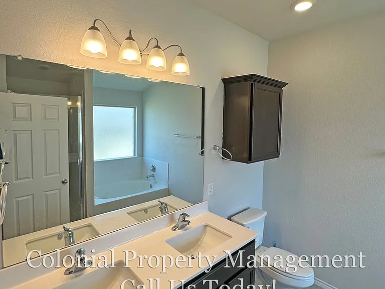 2424 Elba Dr — Photo 10