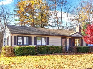 20 Wedgewood Ln, Leominster, MA 01453