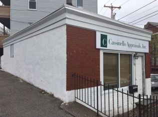 54 Yeamans St, Revere, MA 02151