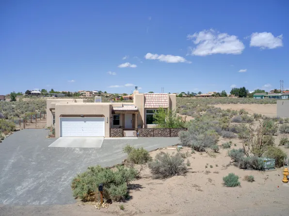1255 15th St SE, Rio Rancho, NM 87124