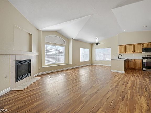 4th image of 4941 Black Bear Rd Unit 202