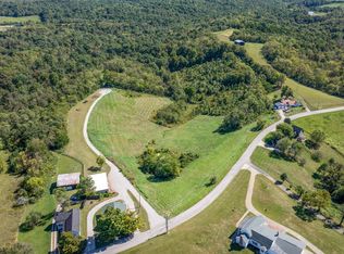 402 Cynthiana St, Williamstown, KY 41097