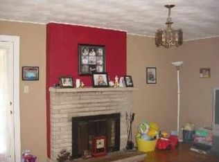 911 Valley Rd, Charleston, WV 25302