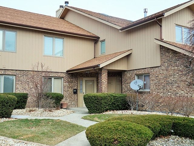 1st image of 8950 Silverdale Dr #8950