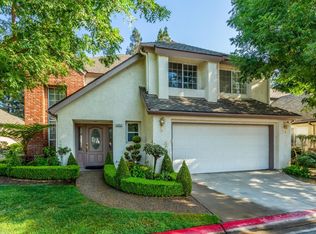 3050 W Pembrook Loop, Fresno, CA