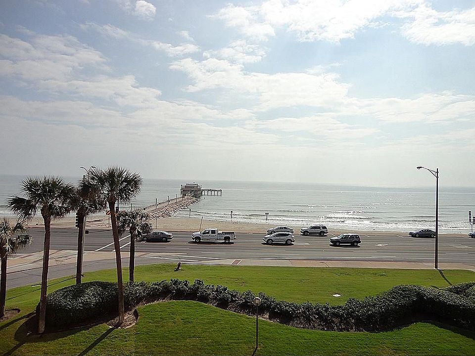 1st image of 6102 Seawall Blvd #303