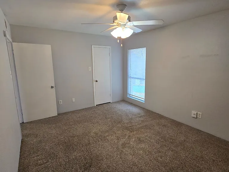 4747 Allendale Rd — Photo 48
