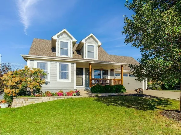 804 Cherokee Ct, Paola, KS 66071