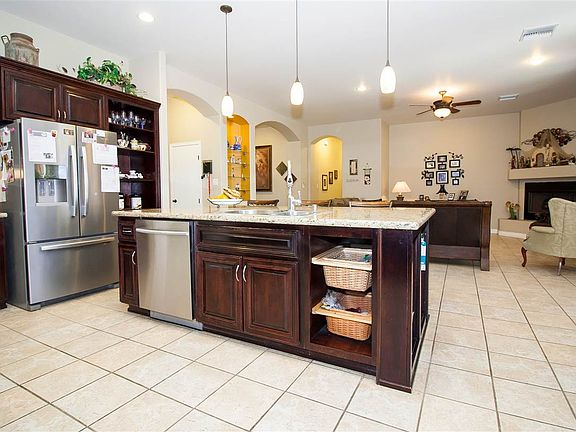 5th image of 11703 S Chaparral Dr