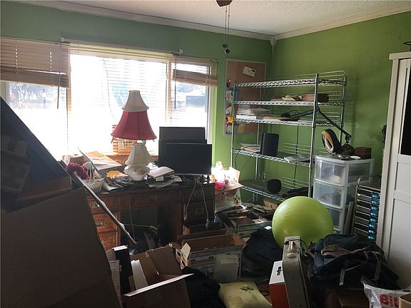 2nd image of 3215 Whites Dr