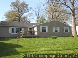 1103 Timber Dr, Mahomet, IL 61853