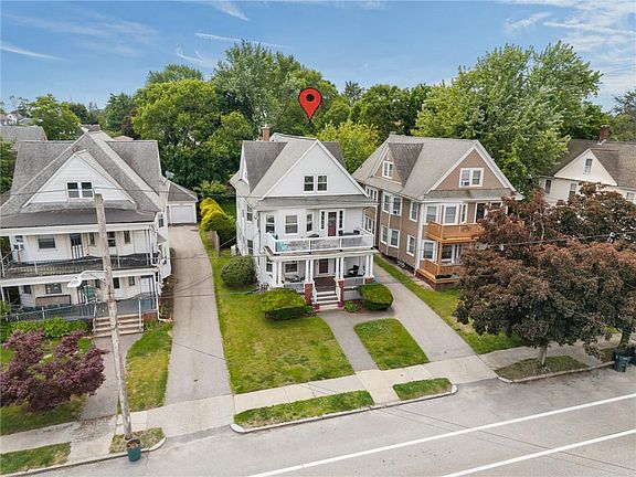 3rd image of 106 Norwood Ave #1