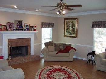 5th image of 2092 Wilshire Dr SW