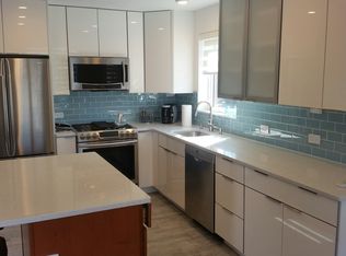 6802 60th Rd, Maspeth, NY 11378