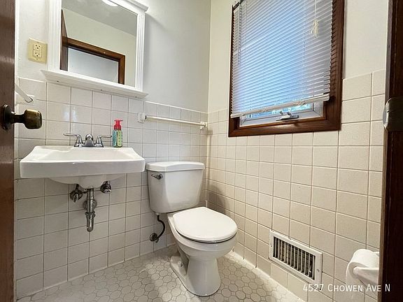5th image of 4527 Chowen Ave N