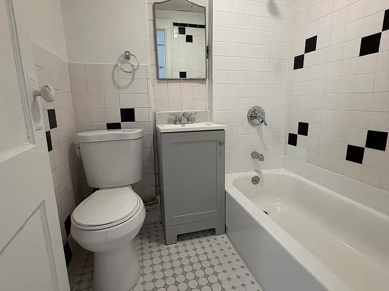 434 Central Ave #3L — Photo 14