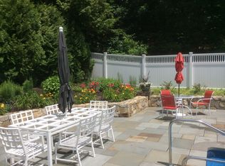 47 Saddle Ln, Groton, MA 01450