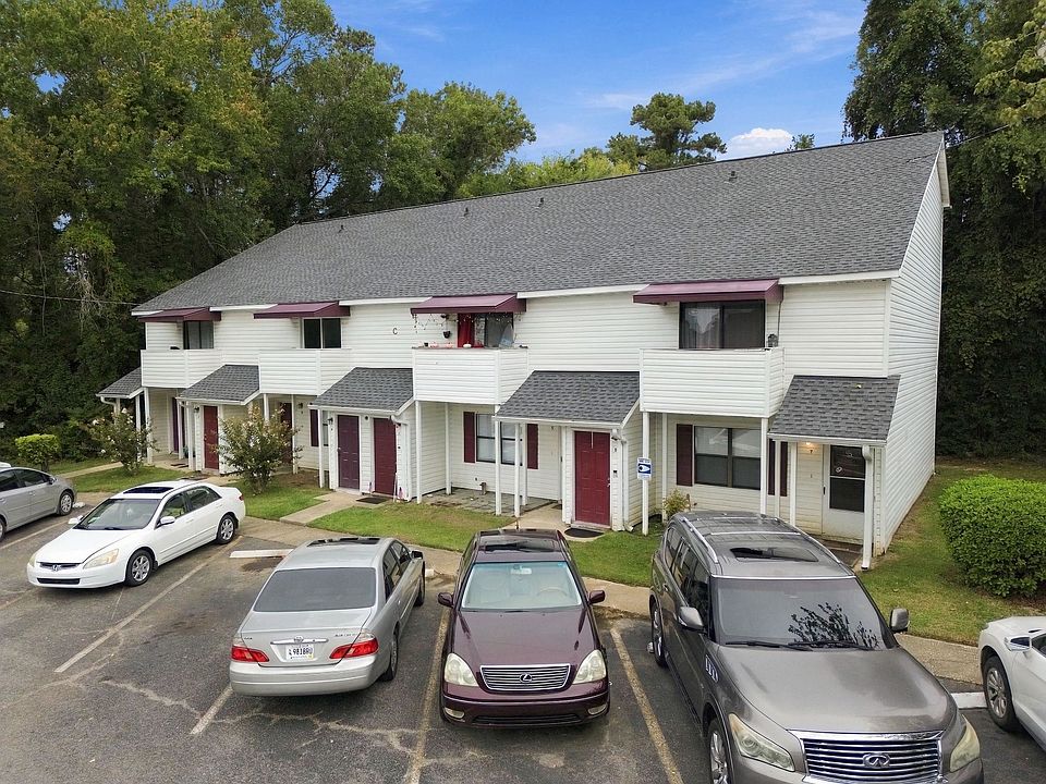 1st image of 209 Cedar St. #C4