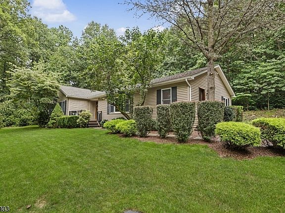 4th image of 6 Garner Rd
